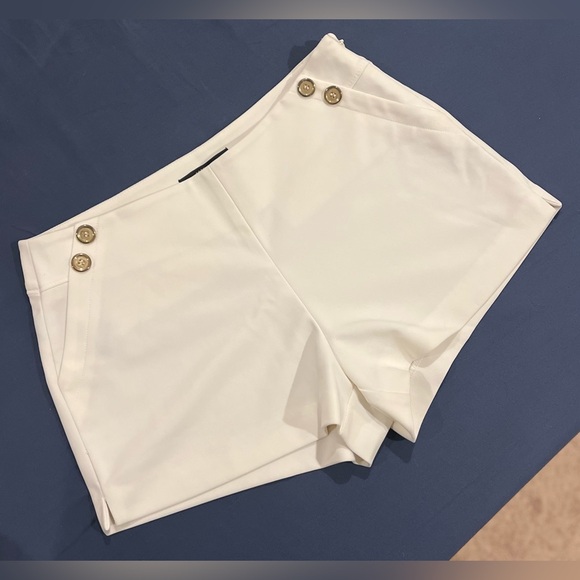 Forever 21 Dress Shorts - Picture 5 of 5